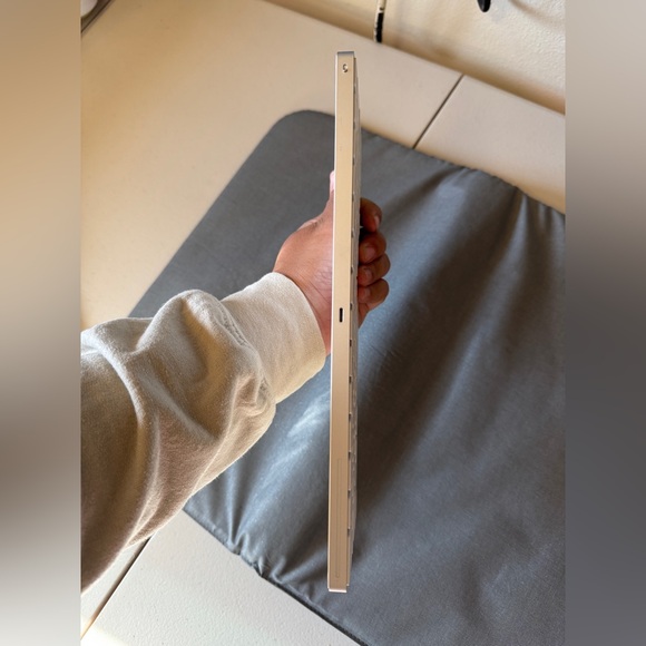 Used APPLE Magic Keyboard 2 - Picture 3 of 5